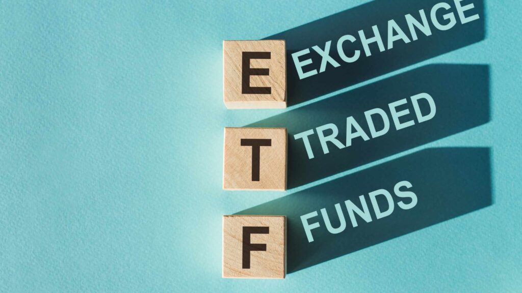 ETFs Demystified: Exchange-Traded Funds and Their Advantages